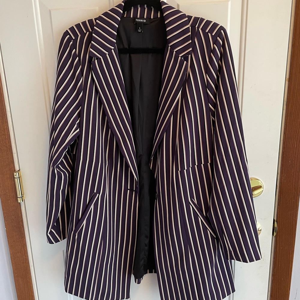 NWOT Torrid Long Blazer
